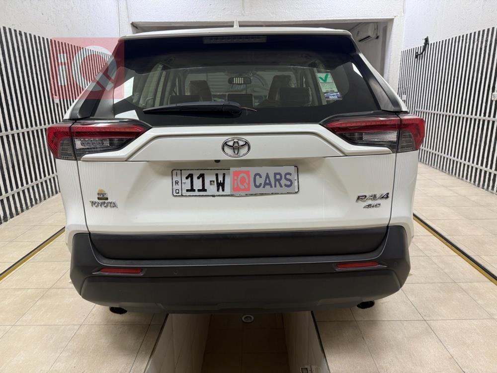 تويوتا راف 4